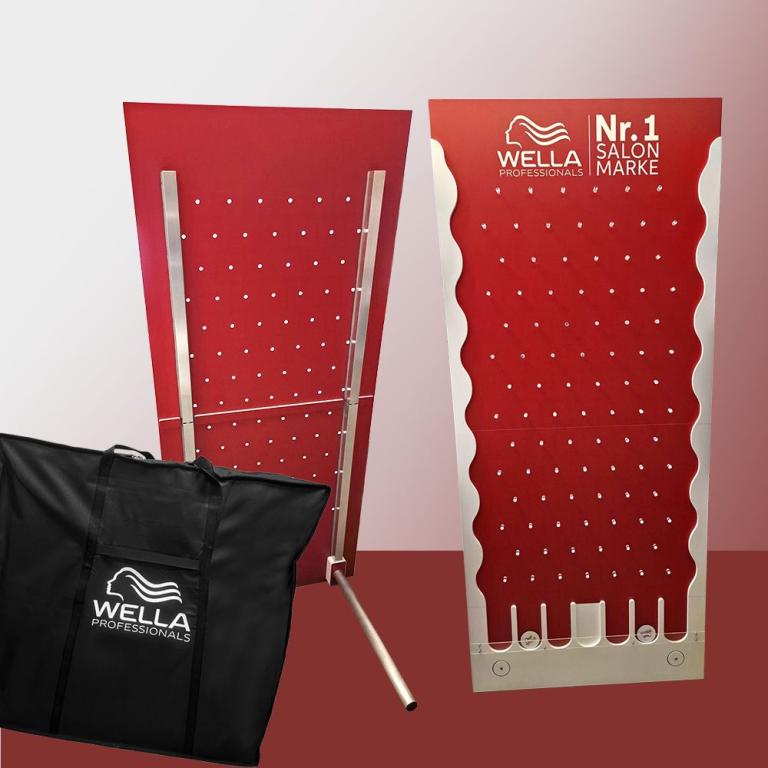 PLINKO mit bedruckten Chips und großer Werbefläche